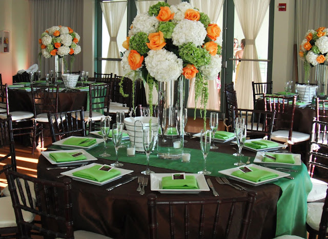 DECORAR CENTROS DE MESA ALTOS PARA BODA