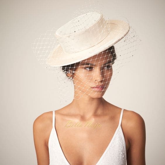 Tocado de novia con sombrero