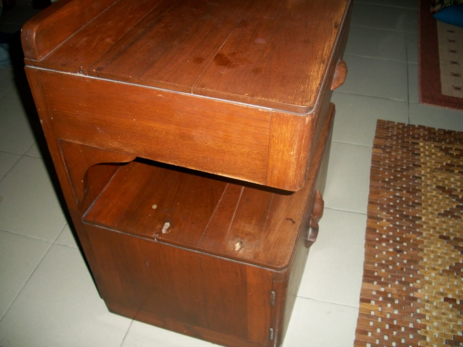 collectible items Meja  kayu  jati lama