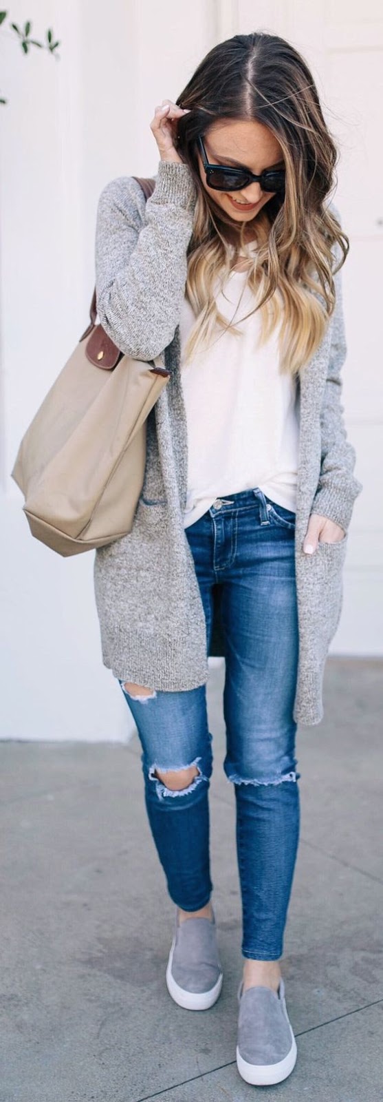 fall outfit of the day | grey cardigan + top + ripped jeans + bag