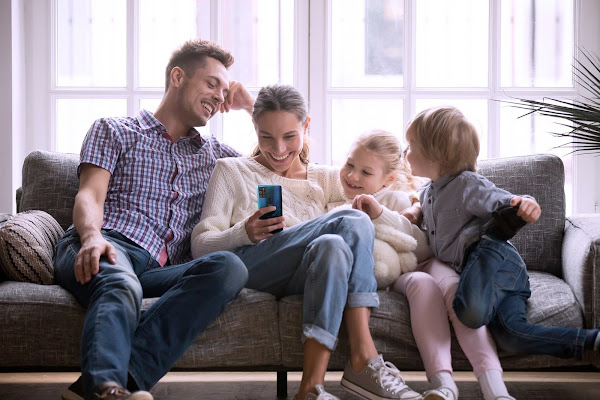 Descobre como pode o smartphone ajudar-te neste novo confinamento