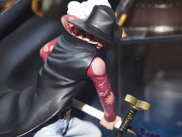 Figuarts ZERO - Dracule Mihawk (Battle ver.)