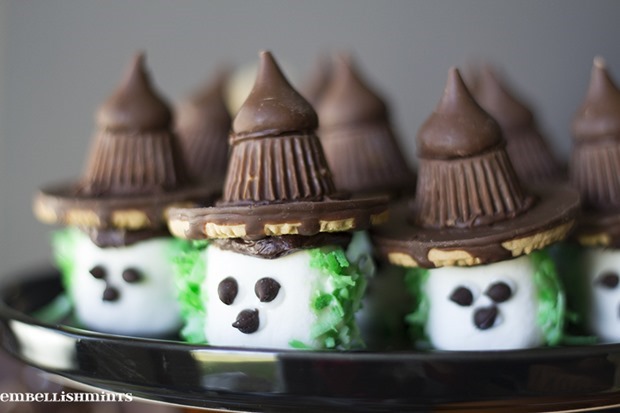 Witch-Marshmallows