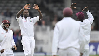 Kemar Roach Bowling