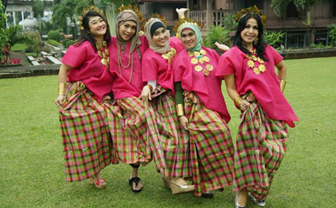  Baju  Bodo  Pakaian Tradisional Sulawesi Selatan