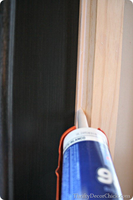 how to caulk