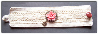 fabric cuff lace calico vintage crochet cabochon sakura flower cherry blossom pink brass filigree