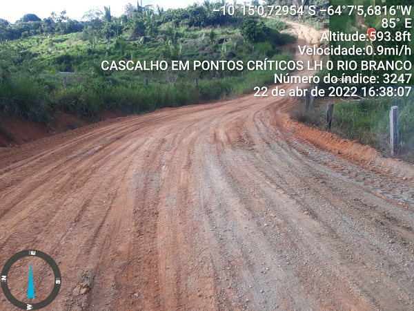 Ação: Com final de temporada de chuva, SEMOSP intensifica serviços no campo e na cidade em Campo Novo de Rondônia