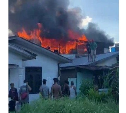 KEBAKARAN Terjadi di Mabar Jelang Buka Puasa