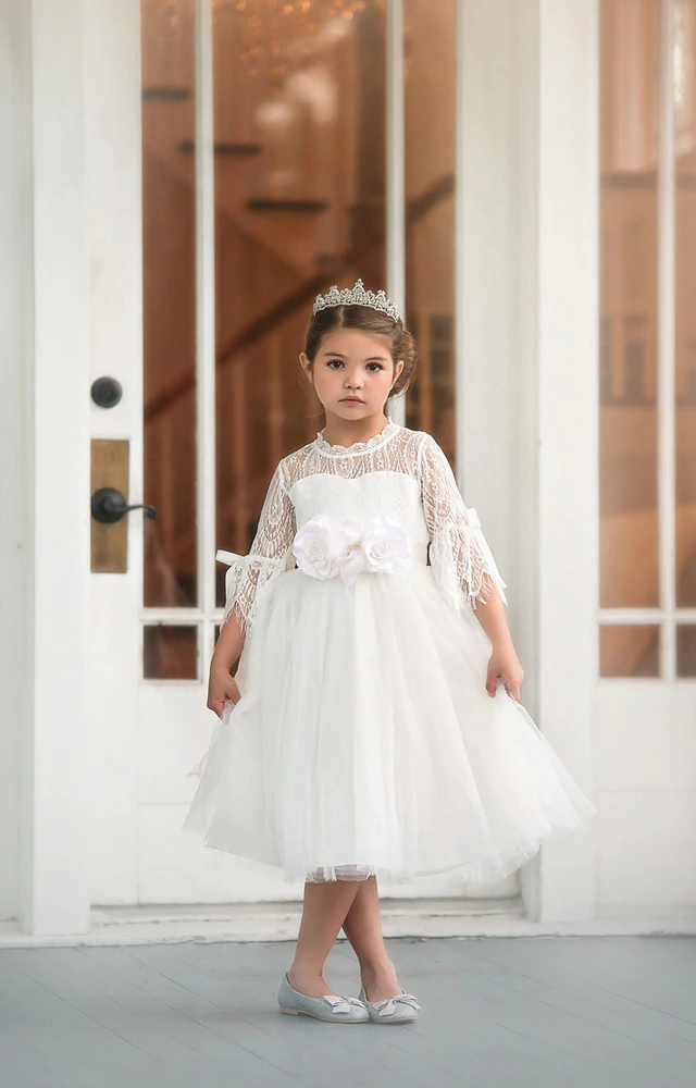 Prepare Your Little Girl For A Wedding: Buy Flower Girls Dresses And