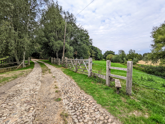 Turn right on Braughing footpath 35