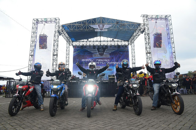 Tour Suzuki GSX-S150 di Pantai Selatan Malang