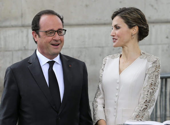 Segolene Royal, French Minister of Ecology, Sustainable Development and Energy with Queen Letizia of Spain arrives prior to a meeting at the Elysee Palace