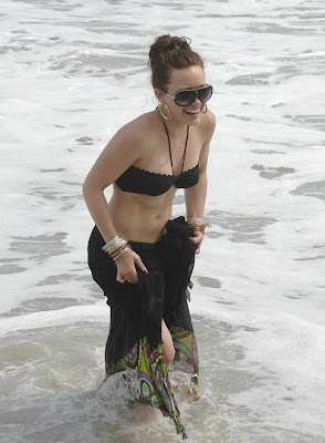 Hilary Duff - bikini candids