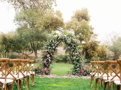 Outdoor Altar Ideas