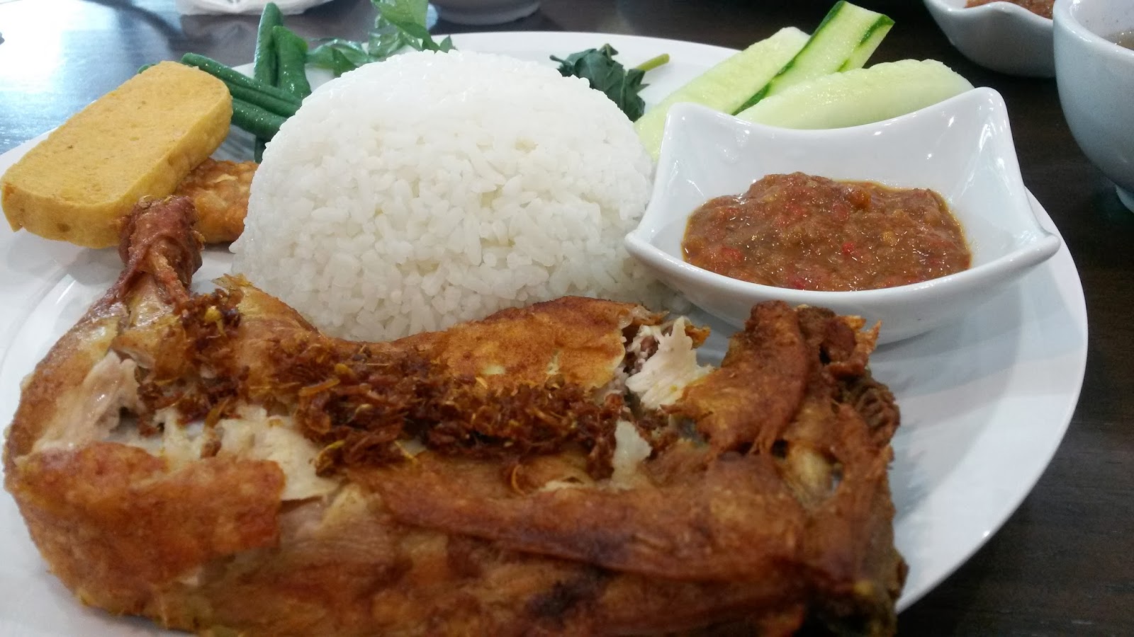 Resepi Nasi Goreng Ayam Indonesia - Rasmi L
