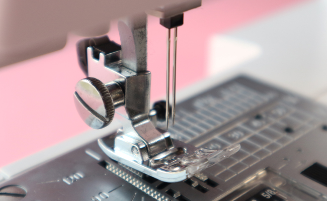 Twin needle fitted in sewing machine.