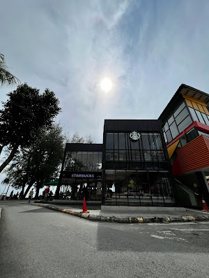 Starbucks Teluk Cempedak