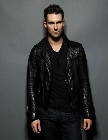 Adam Levine Fashion and Hairstyle