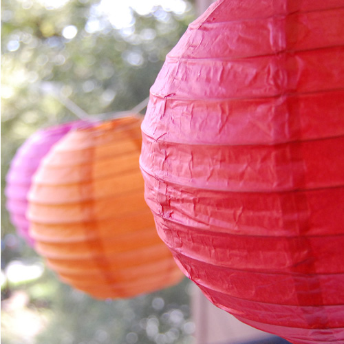 outdoor garden wedding paper lantern pictures