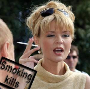 celebrities that smoke