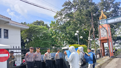   AKTIVIS P-4  gelar UNRAS minta stop  penyelewengan anggaran di dinas DPUPR dan DPKO  Pandeglang di duga syarat KKN 