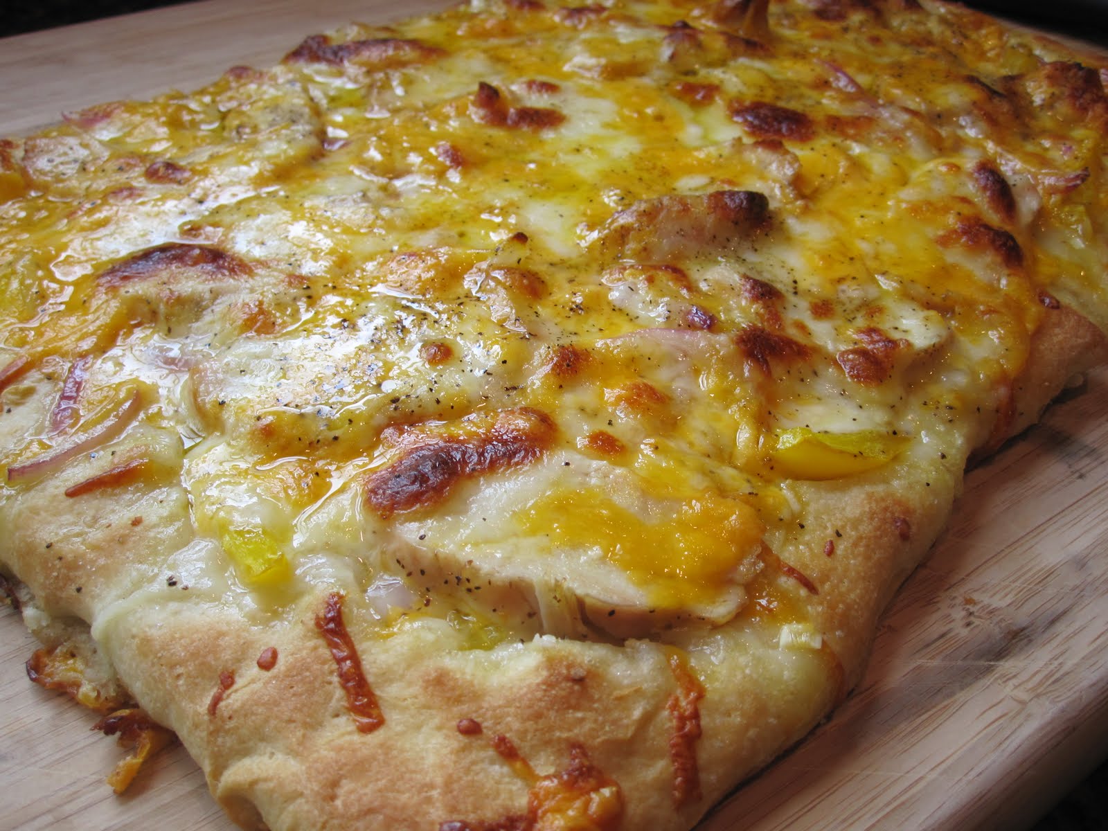 Yearwood is an outstanding cook. Stirring The Pot Trisha Yearwood S Chicken Pizza