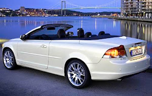 Volvo C70 2010 (1)