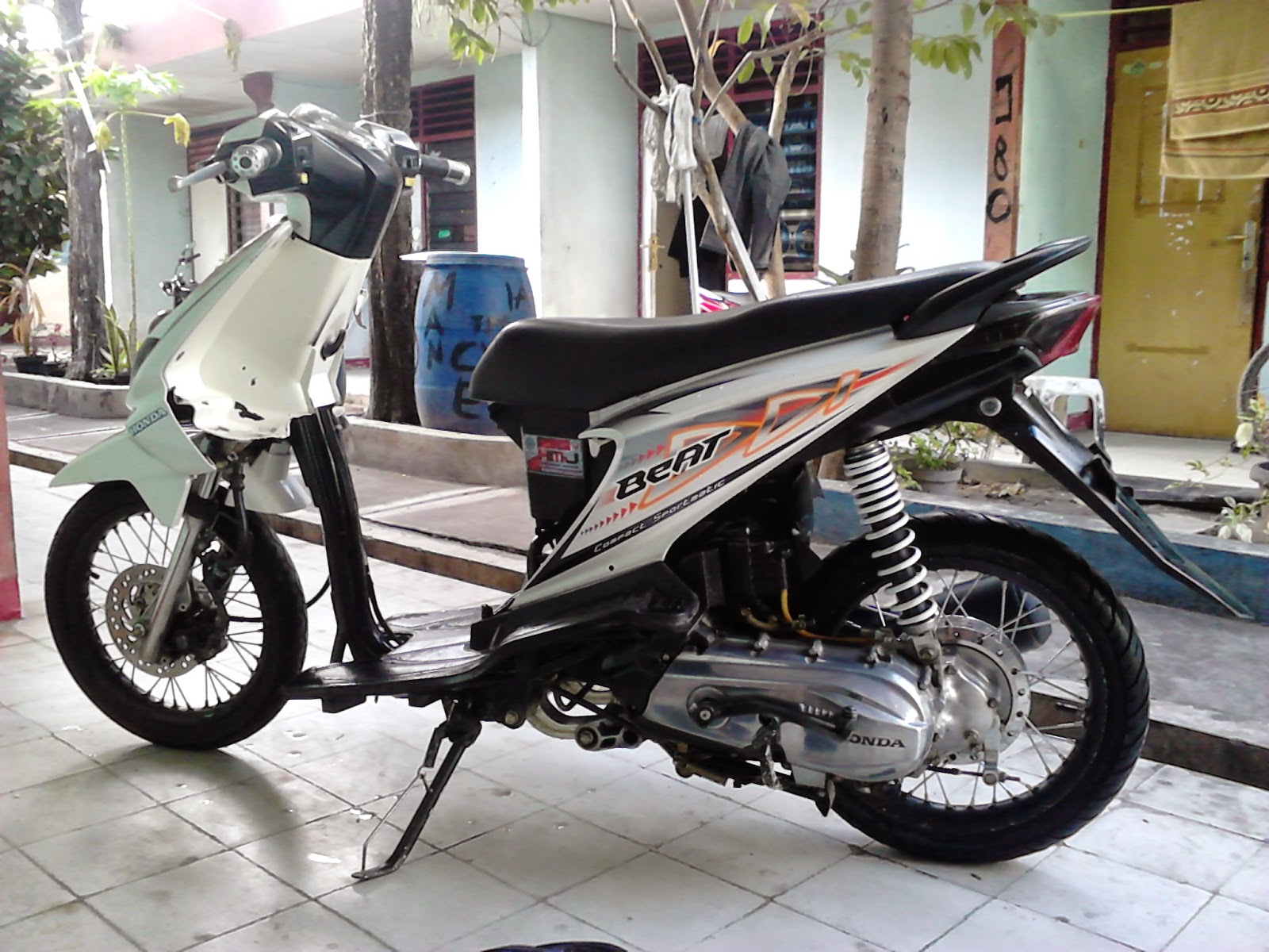 Modifikasi Motor Beat Bore Up Mobiliobaru