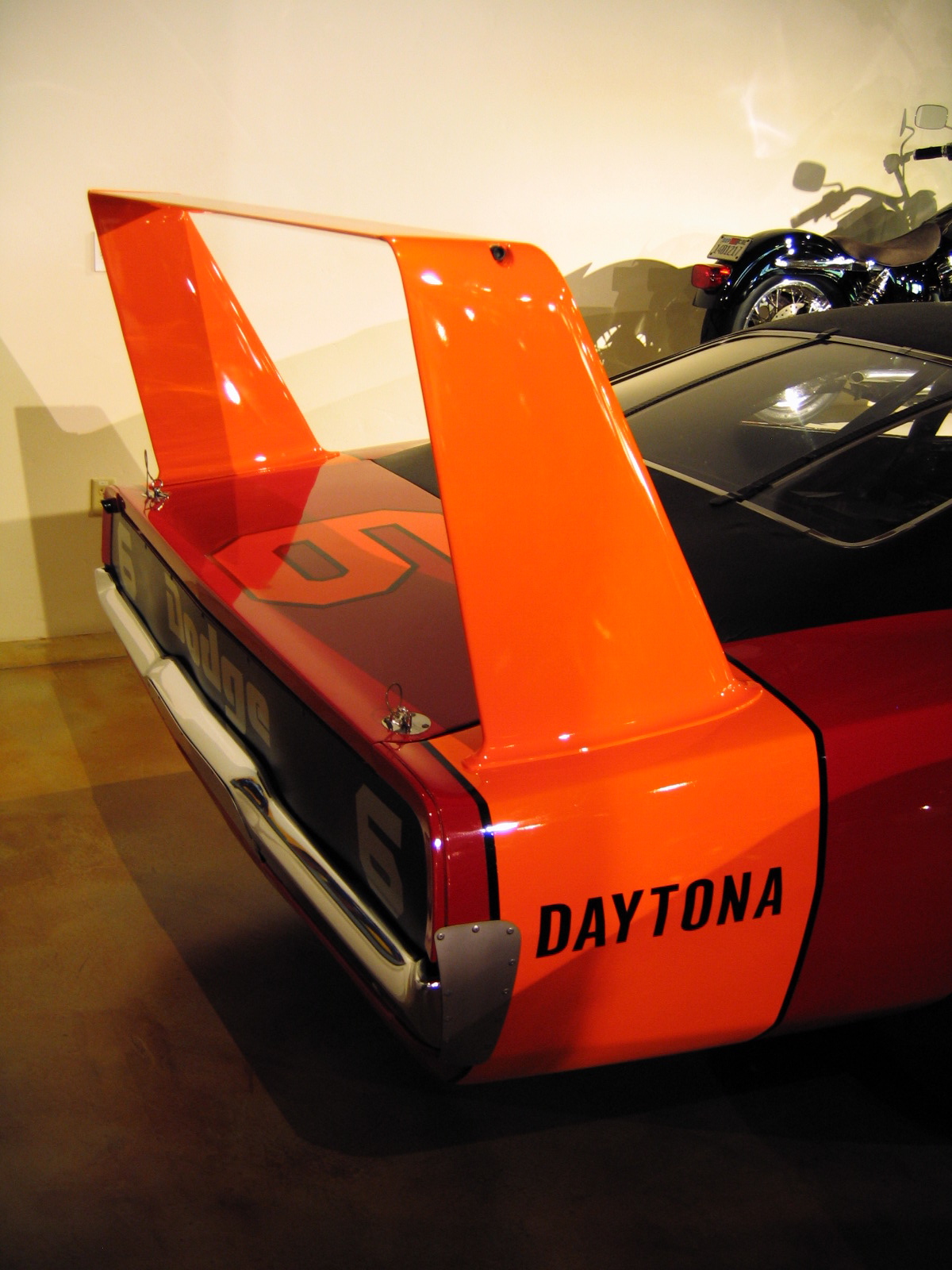  Dodge Charger Daytona. It's got a 426 cubic inch (7000 cc) engine and 