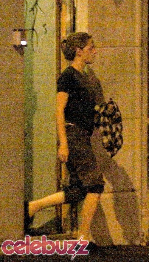 robert pattinson kristen stewart kissing public. +kristen+stewart+kissing+; robert pattinson kristen stewart kissing public. pattinson Robert; pattinson Robert. Zverejnil Abemacene o 11:15