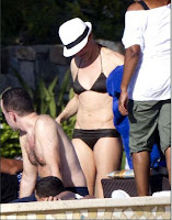 Cameron Diaz with Yankees baseball player Alex Rodriguez on vacation in Cabo San Lucas, Mexico