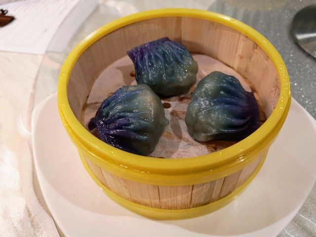 Jia Wei butterfly pea har gow