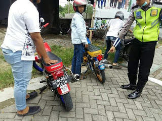 Lihat Nih Kelakuan Anak Motor Jaman Sekarang.... #TepokJidat