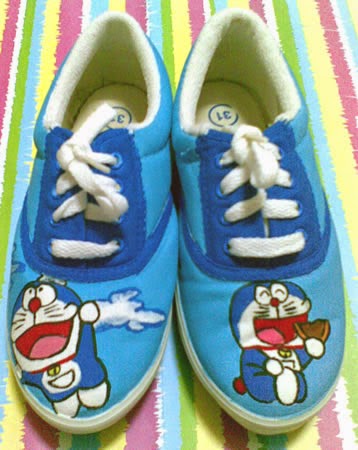  Sepatu  Lukis Murah Bandung Sepatu  Lukis Doraemon 