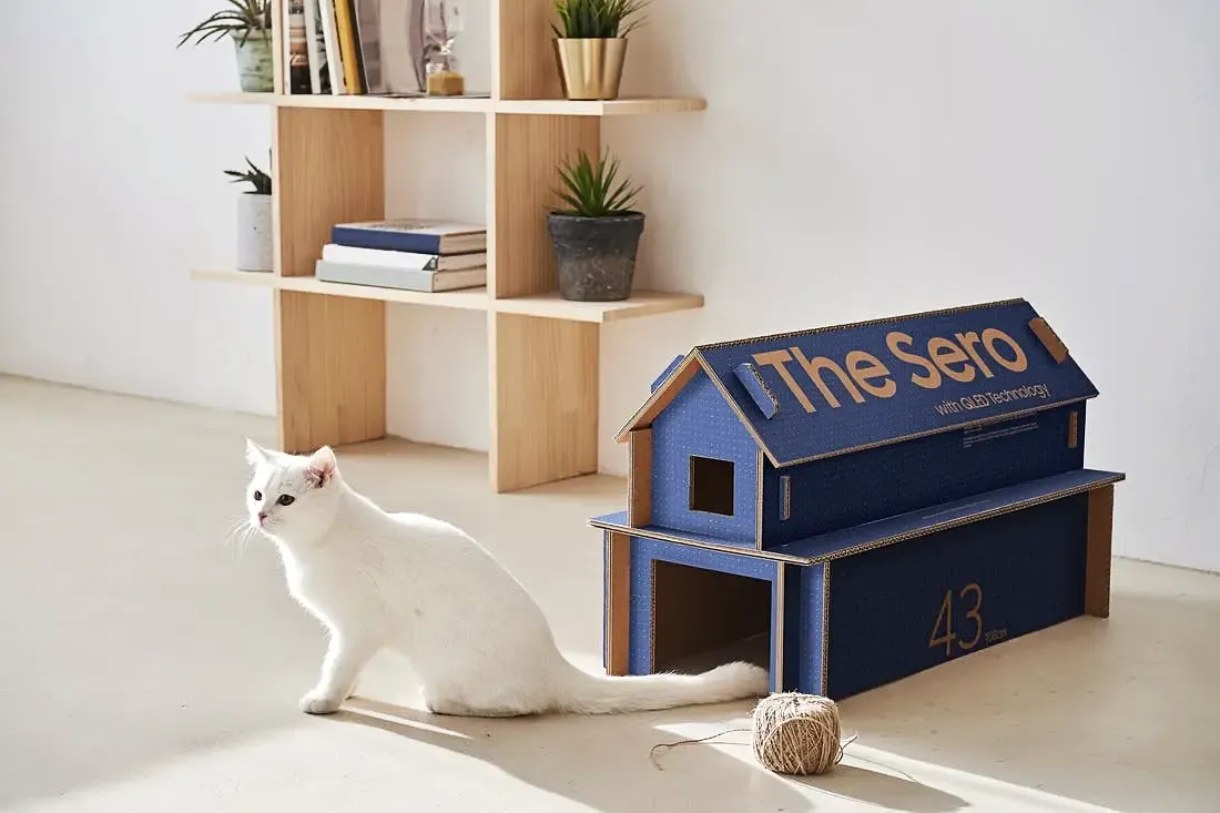 Samsung TV boxes can be transformed into cat houses