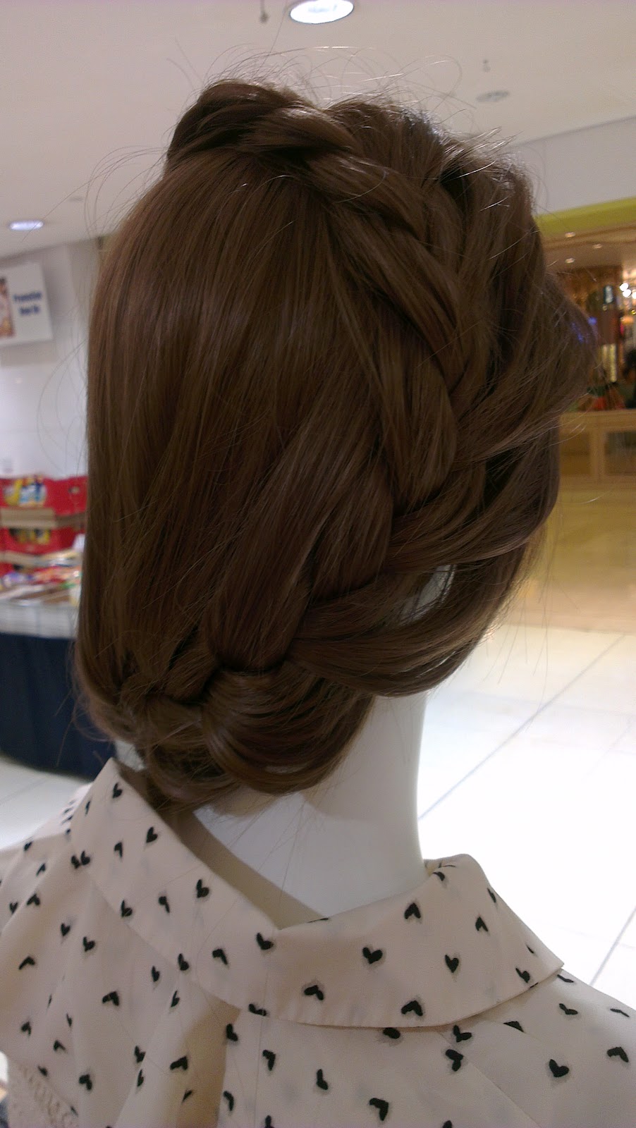 Dip Drops Singapore: French Braid Hairstyle Ideas
