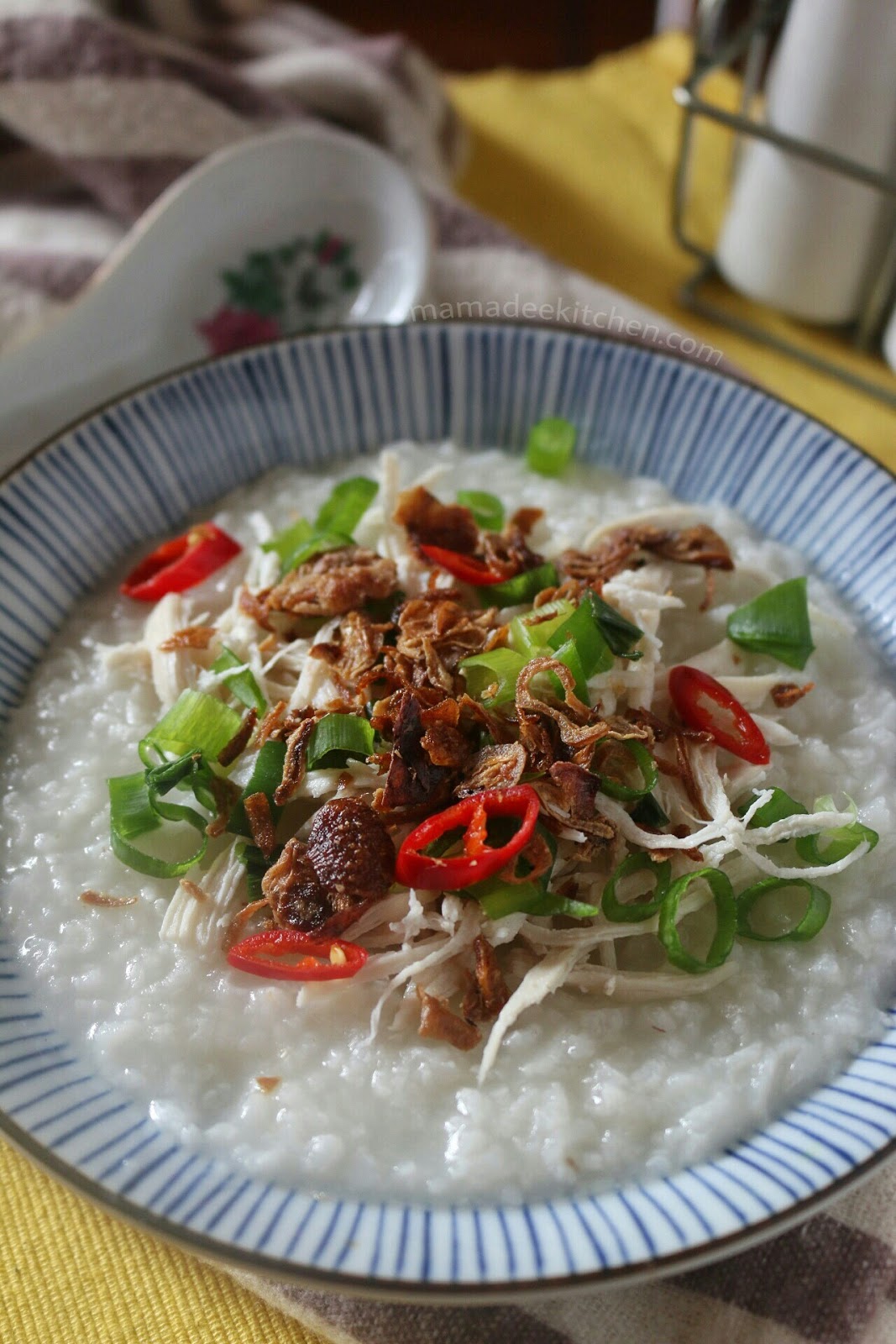 Mamadee's kitchen: Bubur nasi ayam ala McDonalds