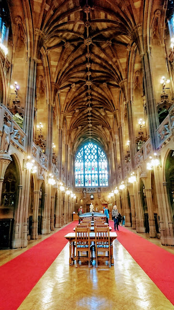 06-John-Rylands-Library-interior-special-reading-room-Manchester-tourist-attractions-top-3-recommendation