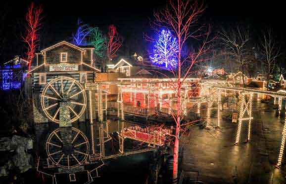 America's Best Amusement Park for Christmas