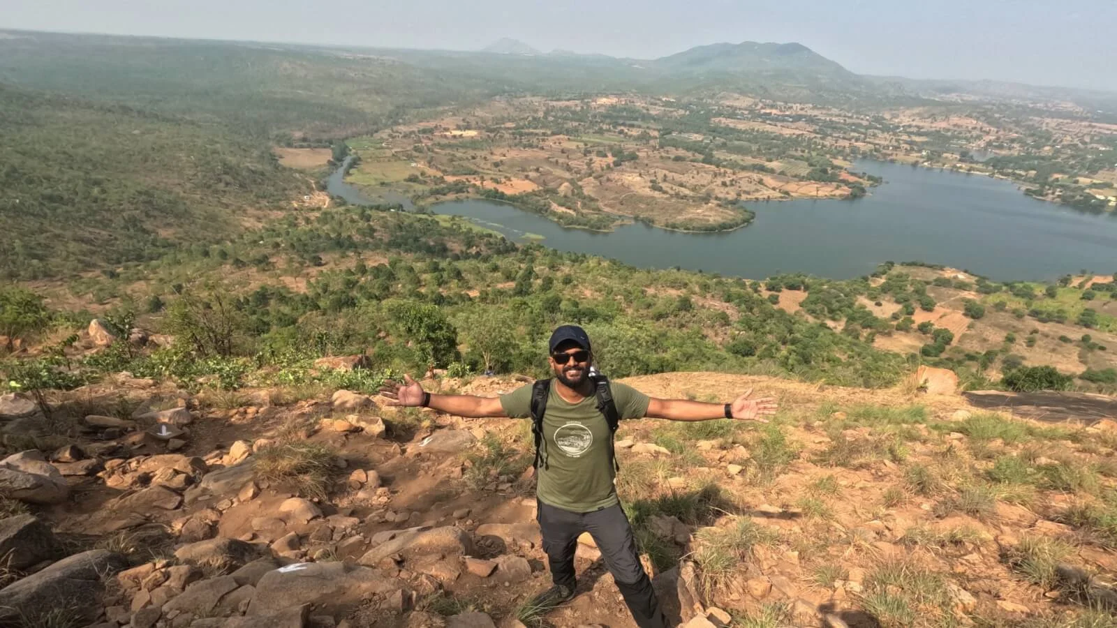 Somewhere in the middle of Makalidurga Trek