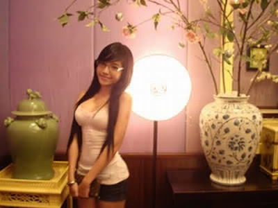 Elly Tran Ha