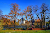 http://polskiemiastawfotografii.blogspot.com/2010/10/dabrowa-pow-opolski.html