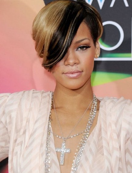 rihanna short hairstyle