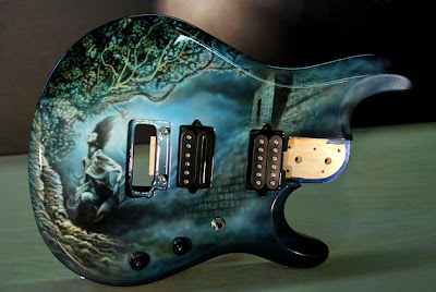 Airbrush on guitar