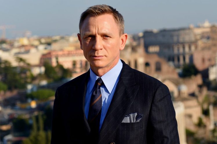 Daftar Film yang Dibintangi Daniel Craig