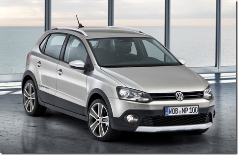 big_VolkswagenCrossPolo_03