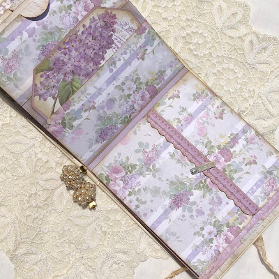 Sara Emily Barker https://sarascloset1.blogspot.com/2019/05/mini-album-tour-featuring-stamperia.html Stamperia Lilac Flowers Tim Holtz Entomology Lace Baseboard Frames Mini Album Tour 17