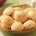 Receita de Pão de queijo de batata doce com leite em pó