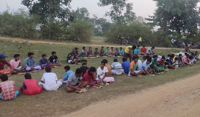 जमीन,भाषा व संस्कृति पर निर्भर है, आदिवासियों की अस्मिता।